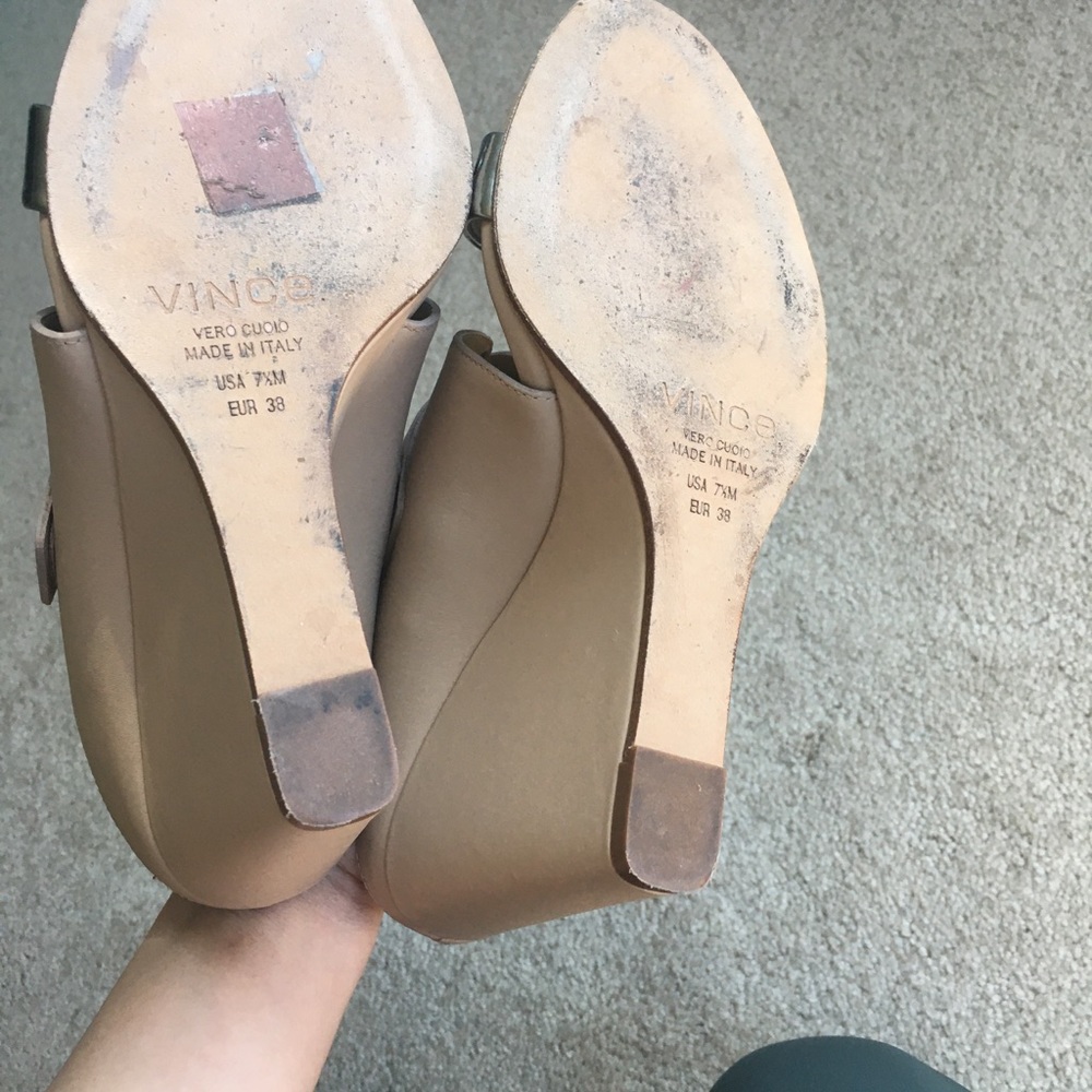 Vince Karima wedges, size 7.5 - Picture 9 of 9